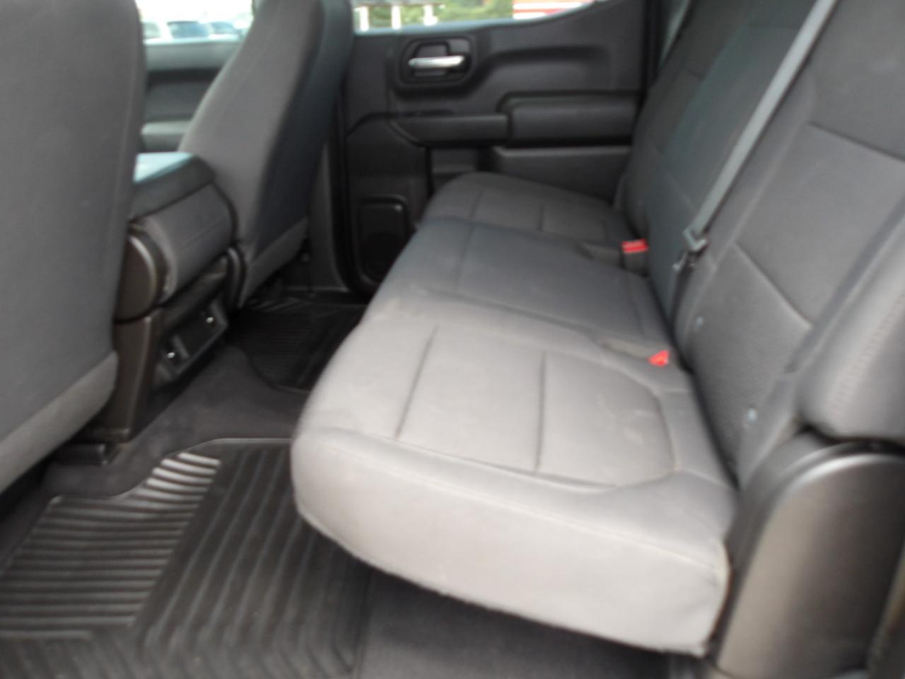 Chevrolet Silverado 1500 2WD Crew Cab 147" Custom 2020