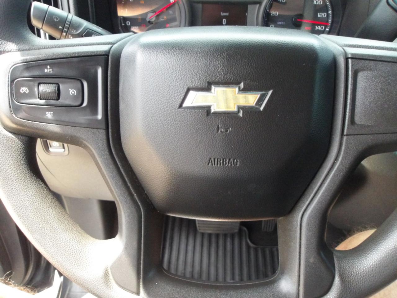 Chevrolet Silverado 1500 2WD Crew Cab 147" Custom 2020