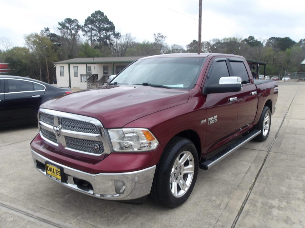 RAM 1500 Lone Star Silver 4x2 Crew Cab 5'7" Box 2018
