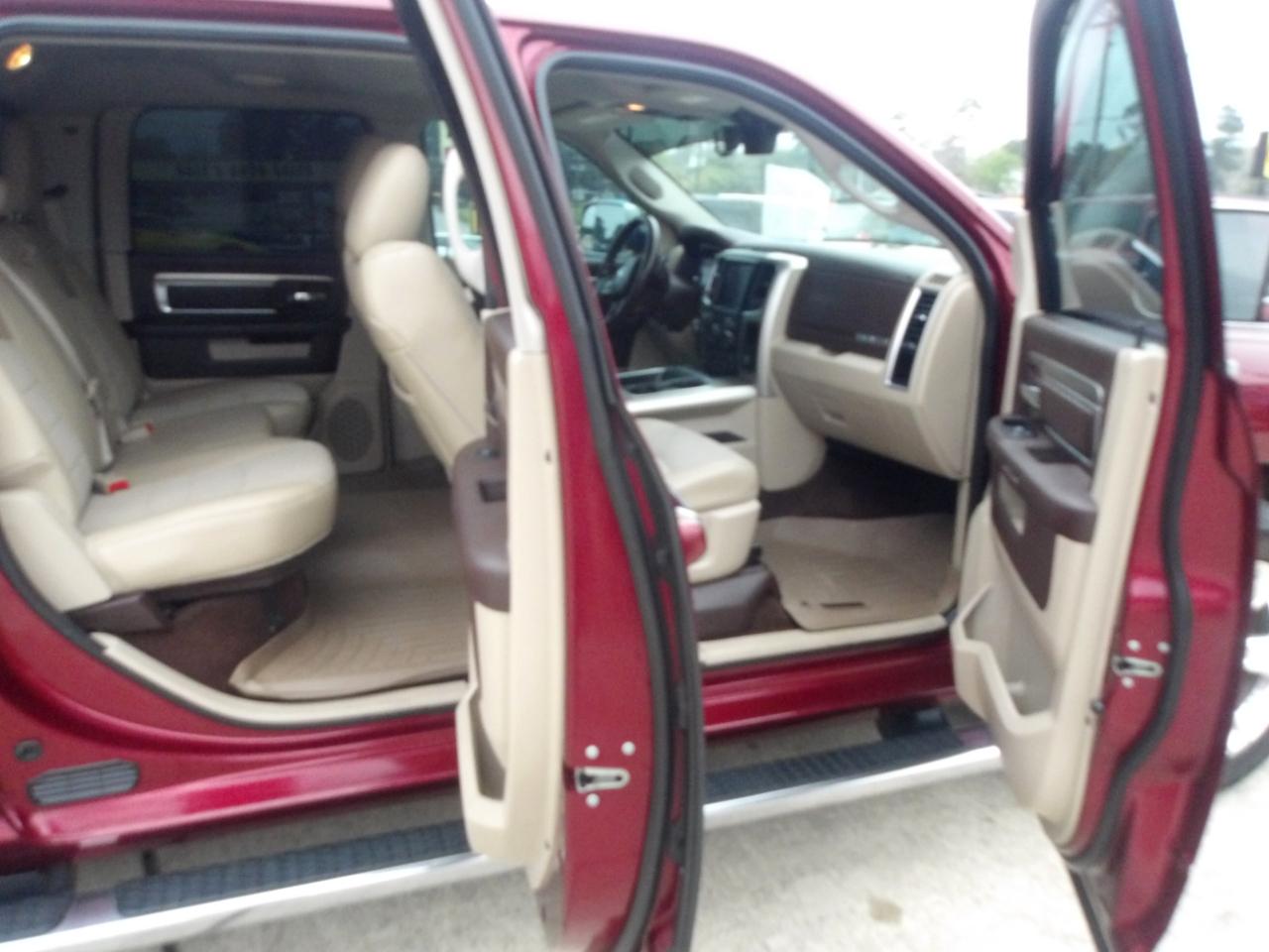 RAM 1500 Lone Star Silver 4x2 Crew Cab 5'7" Box 2018