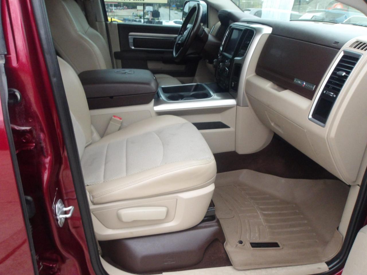 RAM 1500 Lone Star Silver 4x2 Crew Cab 5'7" Box 2018