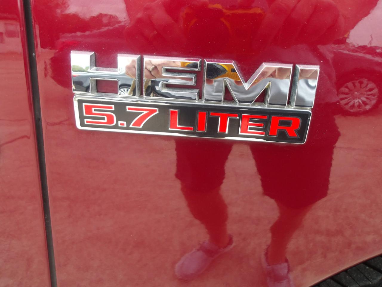 RAM 1500 Lone Star Silver 4x2 Crew Cab 5'7" Box 2018