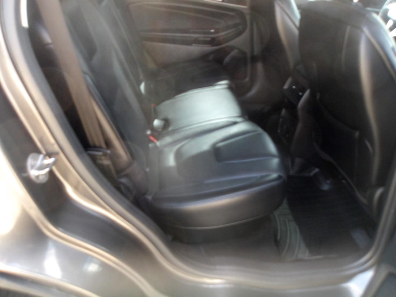 Ford Edge 4dr Titanium FWD 2015