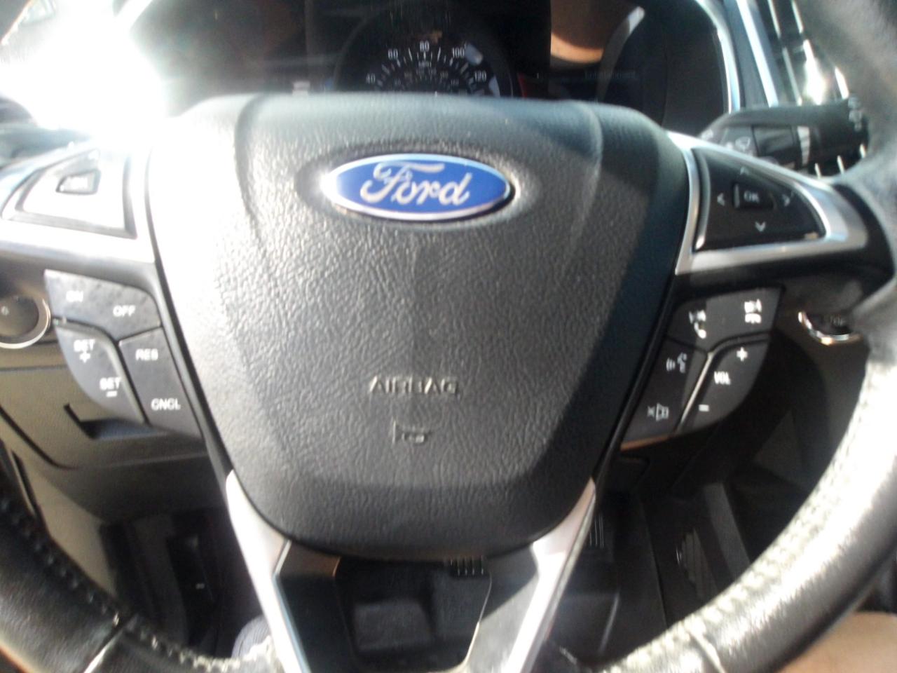 Ford Edge 4dr Titanium FWD 2015