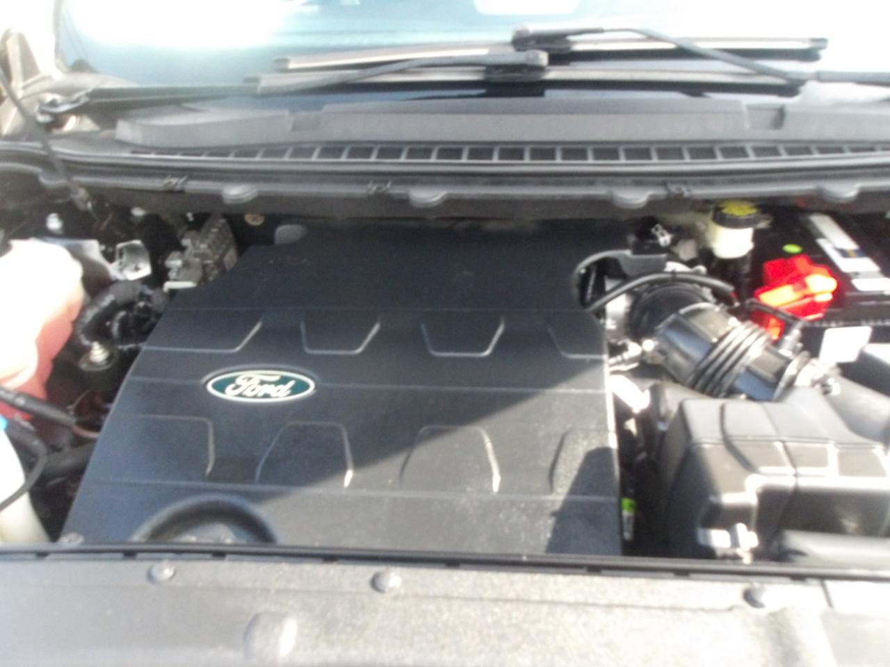 Ford Edge 4dr Titanium FWD 2015