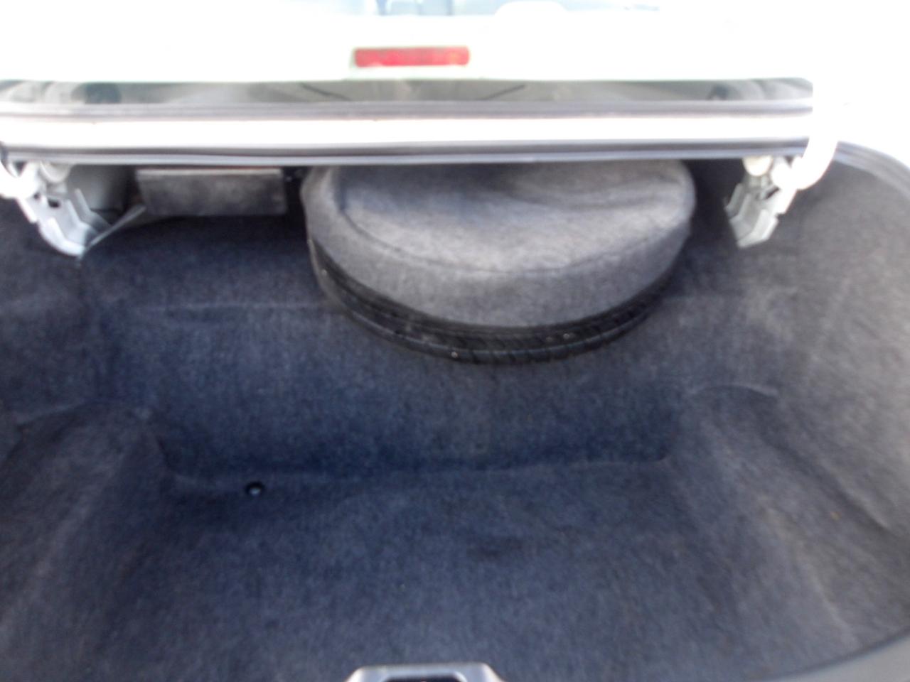 Mercury Grand Marquis 4dr Sdn LS Premium 2006