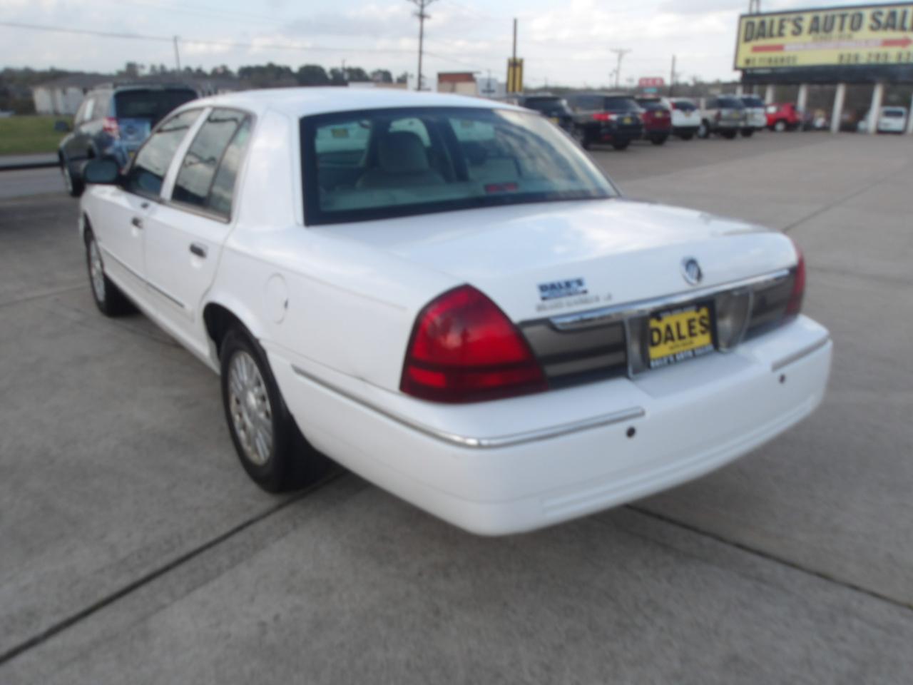 Mercury Grand Marquis 4dr Sdn LS Premium 2006