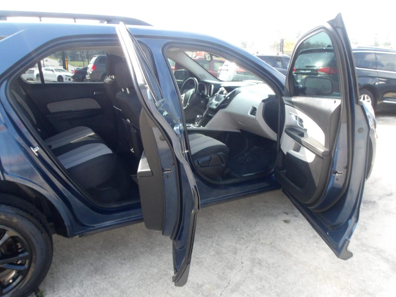 Chevrolet Equinox FWD 4dr LT w/1LT 2017