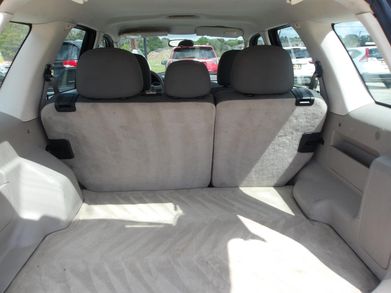 Ford Escape FWD 4dr XLS 2011