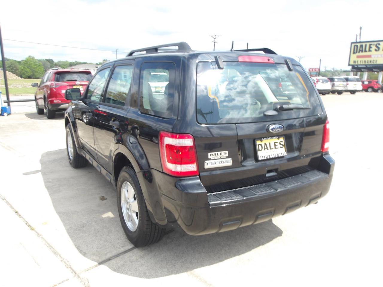 Ford Escape FWD 4dr XLS 2011