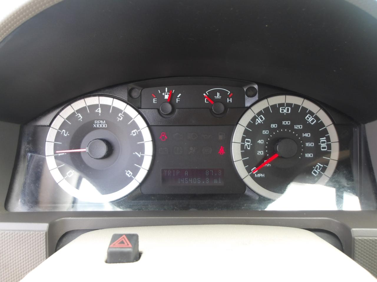 Ford Escape FWD 4dr XLS 2011