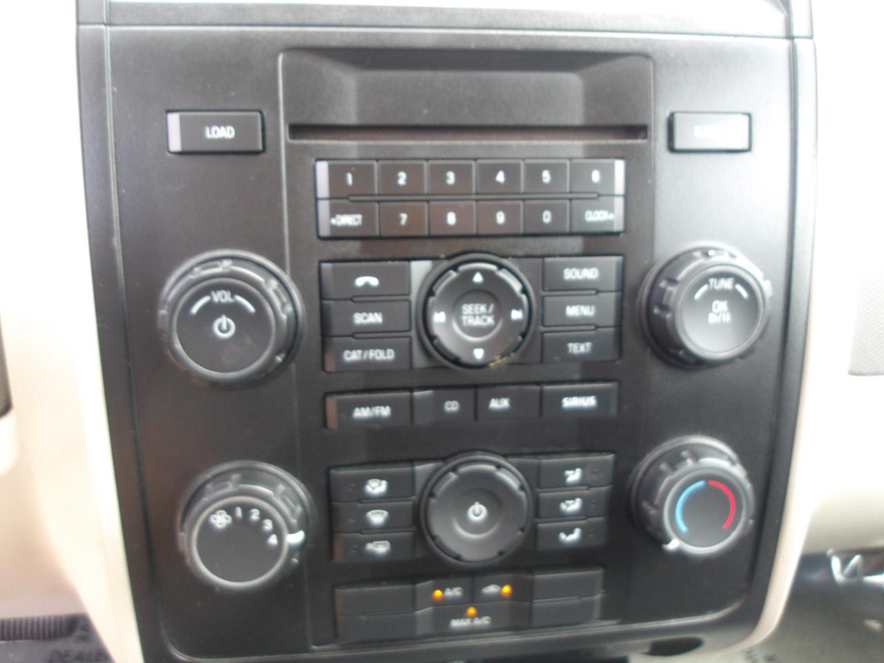 Ford Escape FWD 4dr XLS 2011