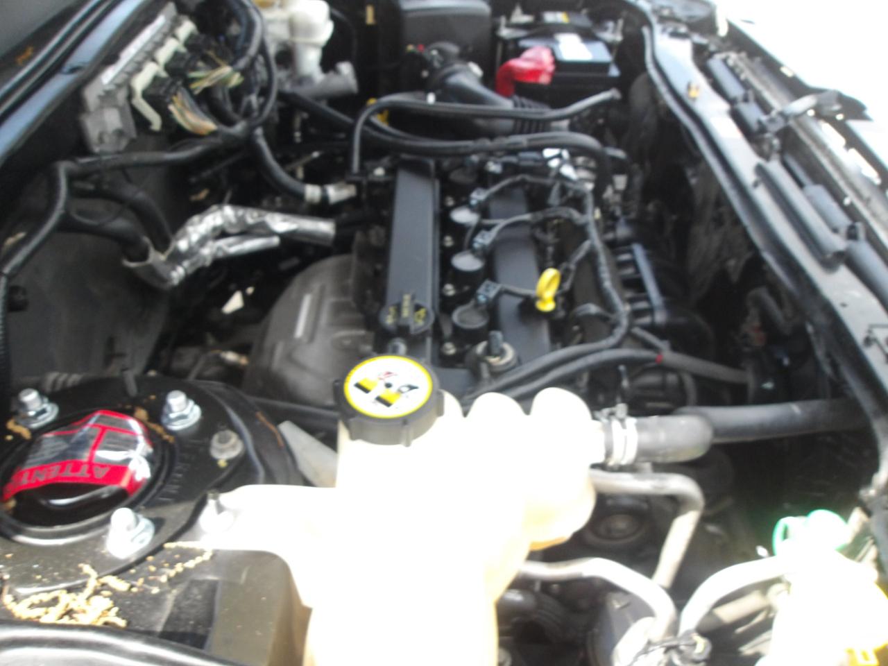 Ford Escape FWD 4dr XLS 2011