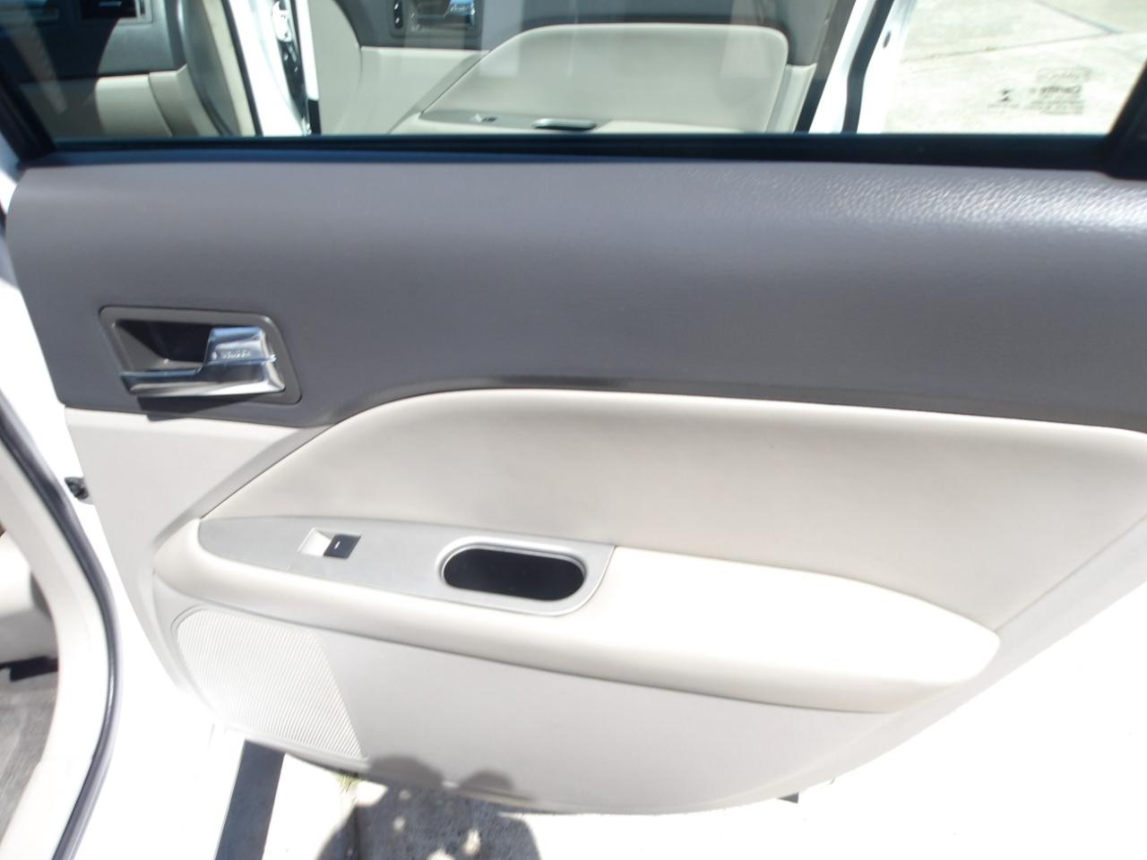 Ford Fusion 4dr Sdn SEL FWD 2012