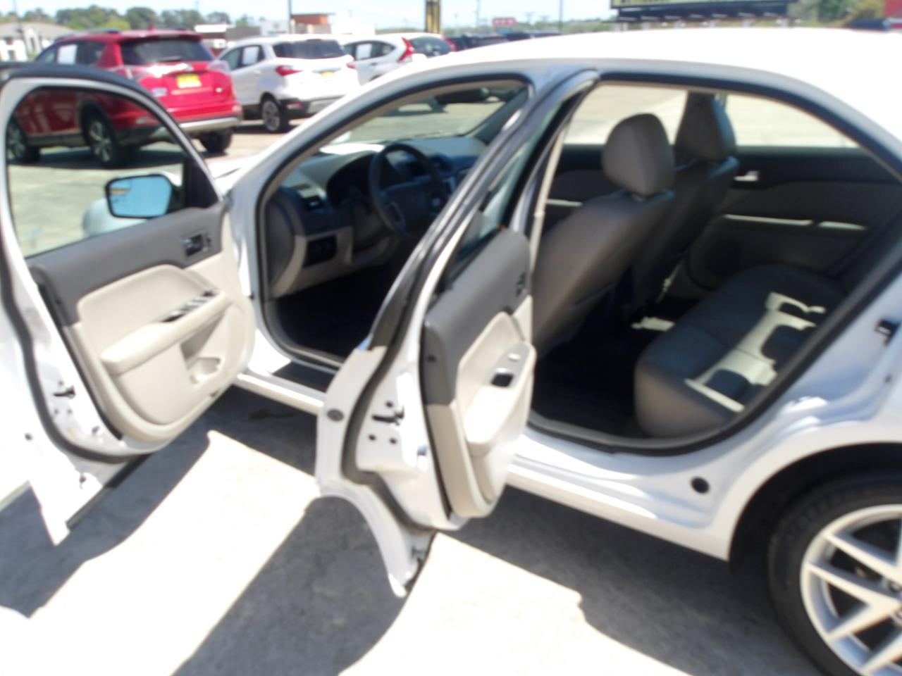 Ford Fusion 4dr Sdn SEL FWD 2012