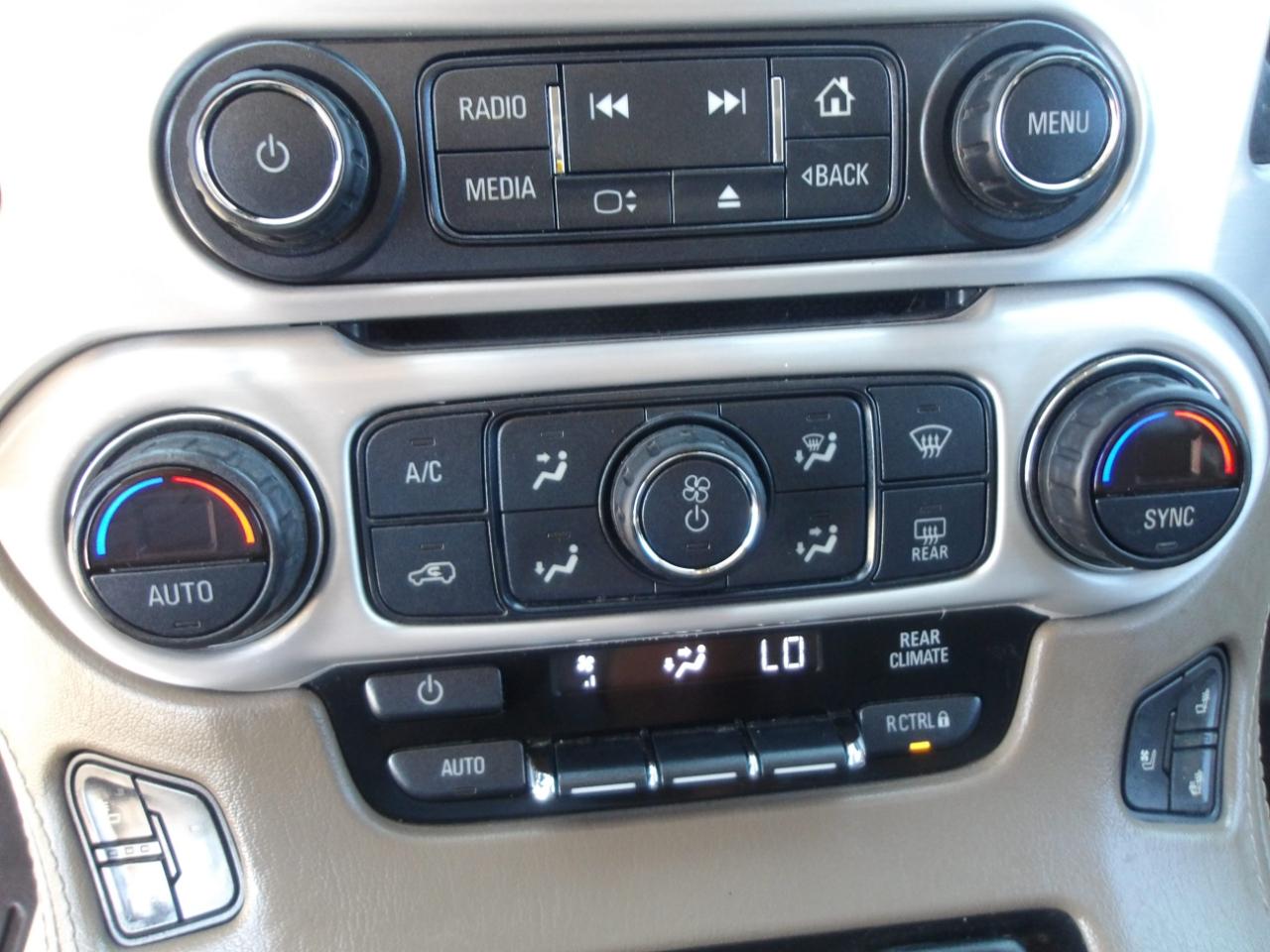 GMC Yukon XL 2WD 4dr SLT 2018