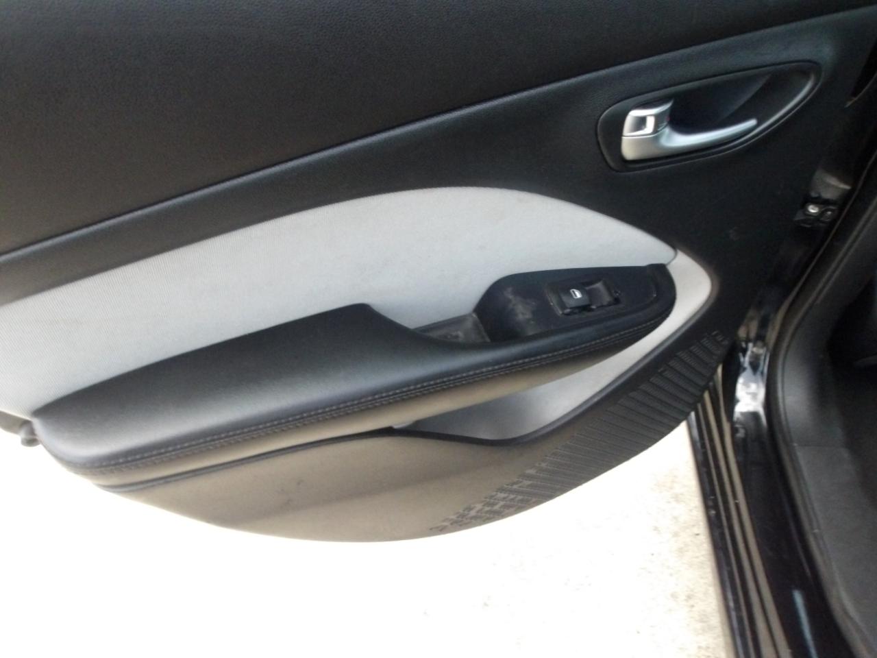 Dodge Dart 4dr Sdn SXT 2014