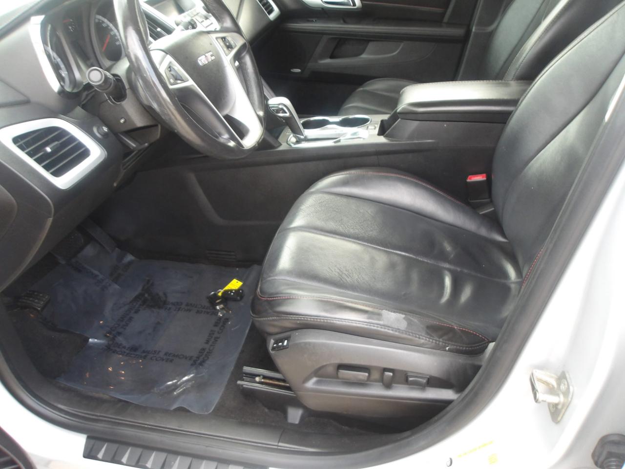 GMC Terrain FWD 4dr SLT-2 2011