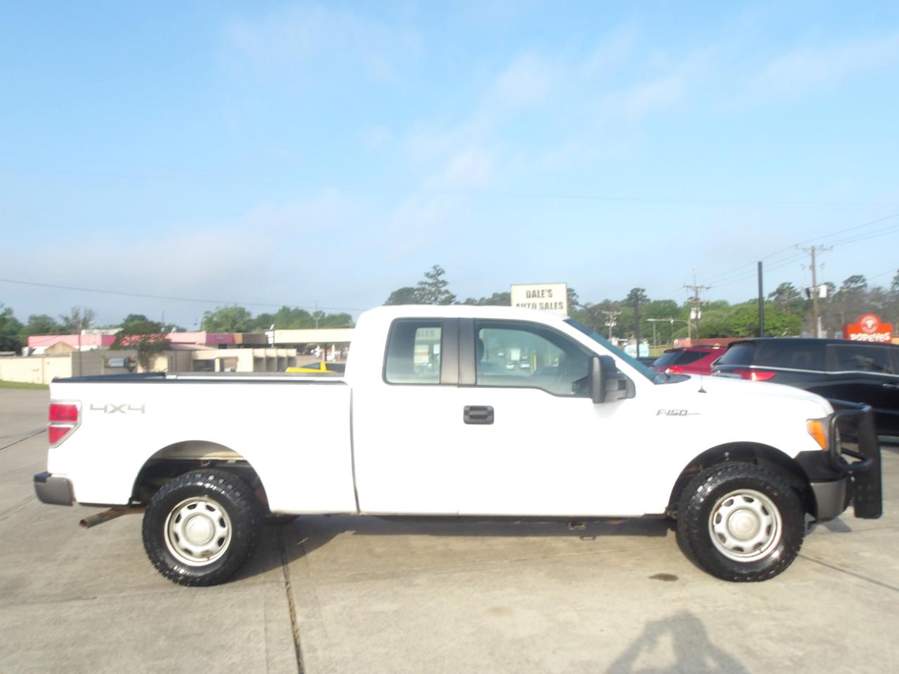Ford F-150 4WD SuperCab 145" XL 2014