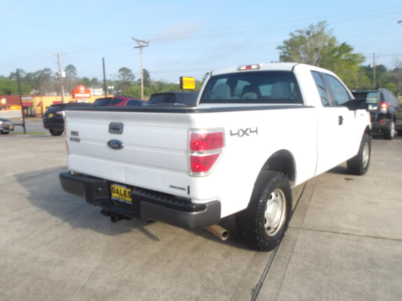 Ford F-150 4WD SuperCab 145" XL 2014