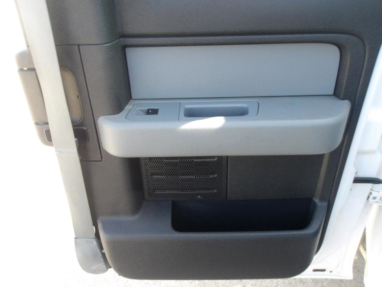 Ford F-150 2WD SuperCab 145" XL 2014