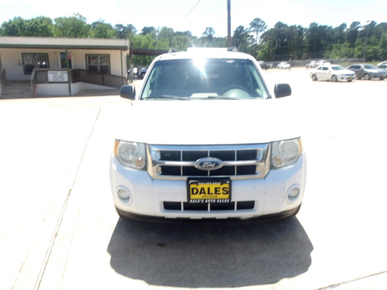Ford Escape FWD 4dr XLT 2010