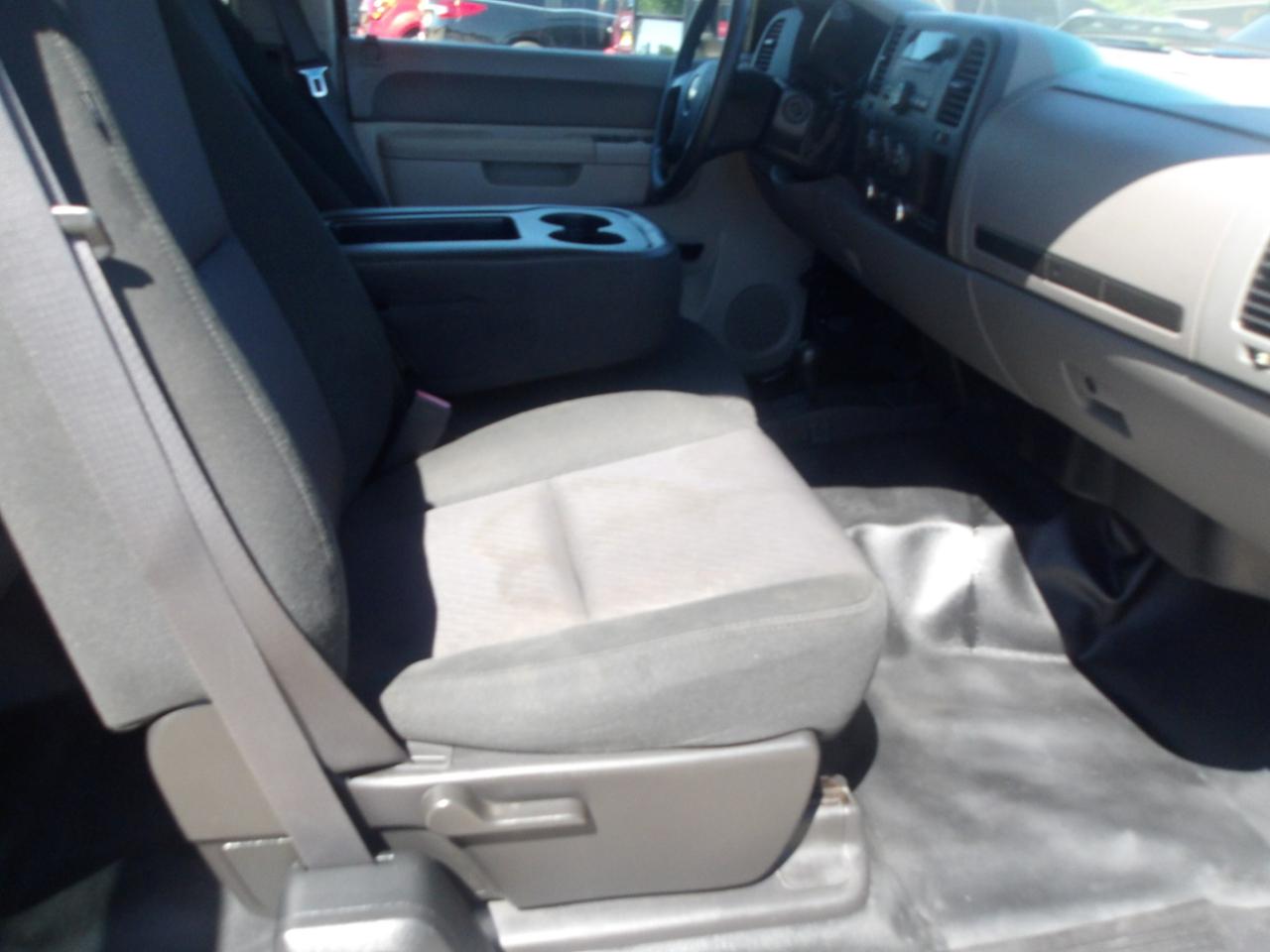 Chevrolet Silverado 1500 4WD Ext Cab 143.5" Work Truck 2011