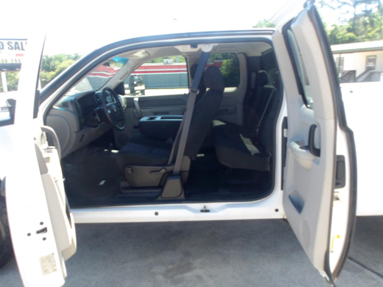 Chevrolet Silverado 1500 4WD Ext Cab 143.5" Work Truck 2011