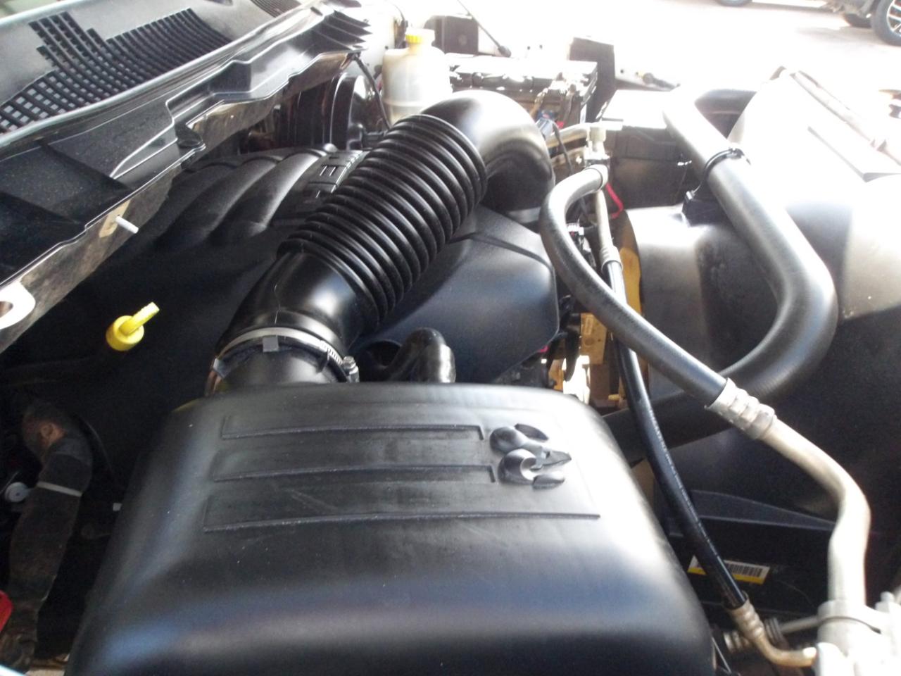 RAM 1500 4WD Crew Cab 140.5" Tradesman 2016