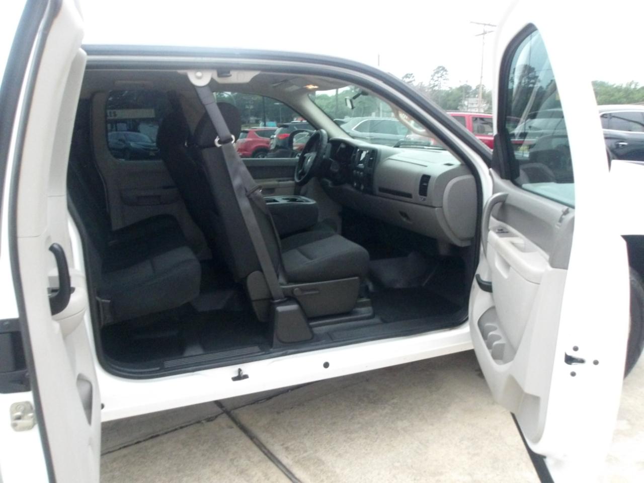 Chevrolet Silverado 1500 2WD Ext Cab 143.5" Work Truck 2010