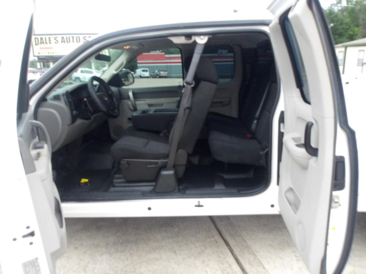 Chevrolet Silverado 1500 2WD Ext Cab 143.5" Work Truck 2010