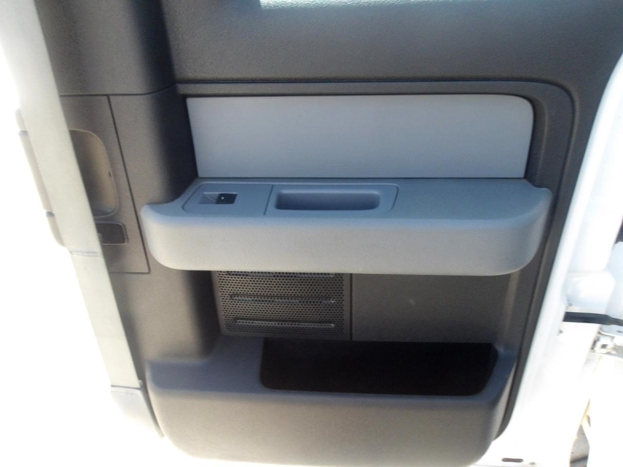 Ford F-150 2WD SuperCab 145" XL 2014