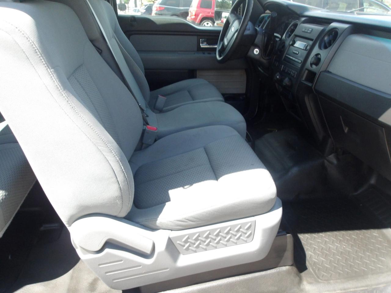 Ford F-150 2WD SuperCab 145" XL 2014