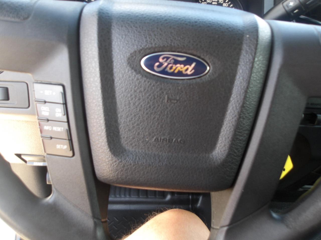 Ford F-150 2WD SuperCab 145" XL 2014