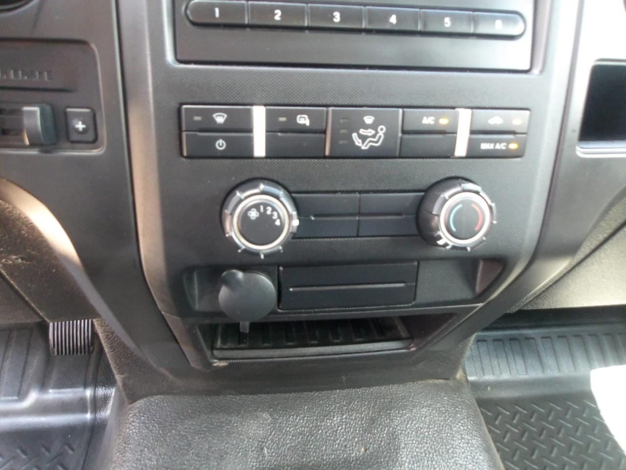 Ford F-150 2WD SuperCab 145" XL 2014