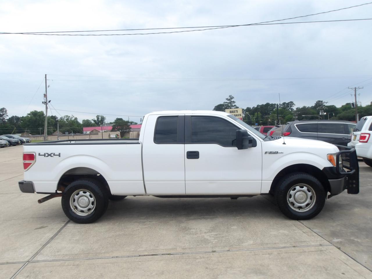Ford F-150 4WD SuperCab 145" XL 2014