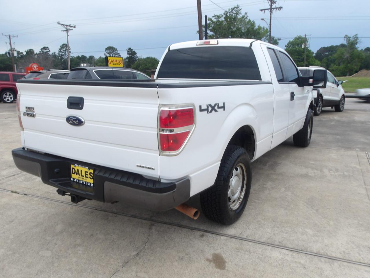 Ford F-150 4WD SuperCab 145" XL 2014
