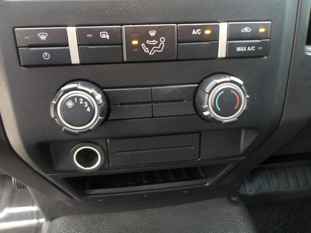 Ford F-150 4WD SuperCab 145" XL 2014