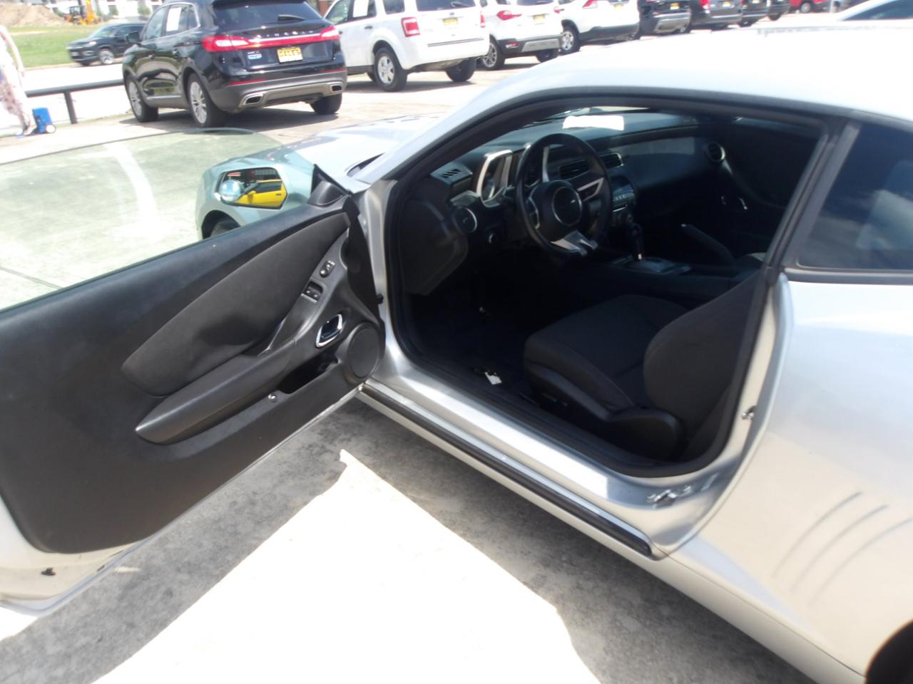 Chevrolet Camaro 2dr Cpe 1LT 2011