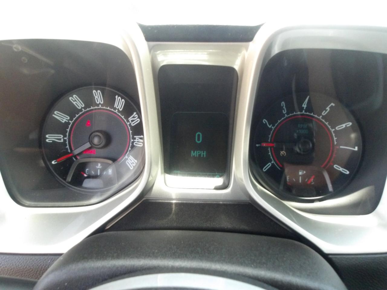 Chevrolet Camaro 2dr Cpe 1LT 2011