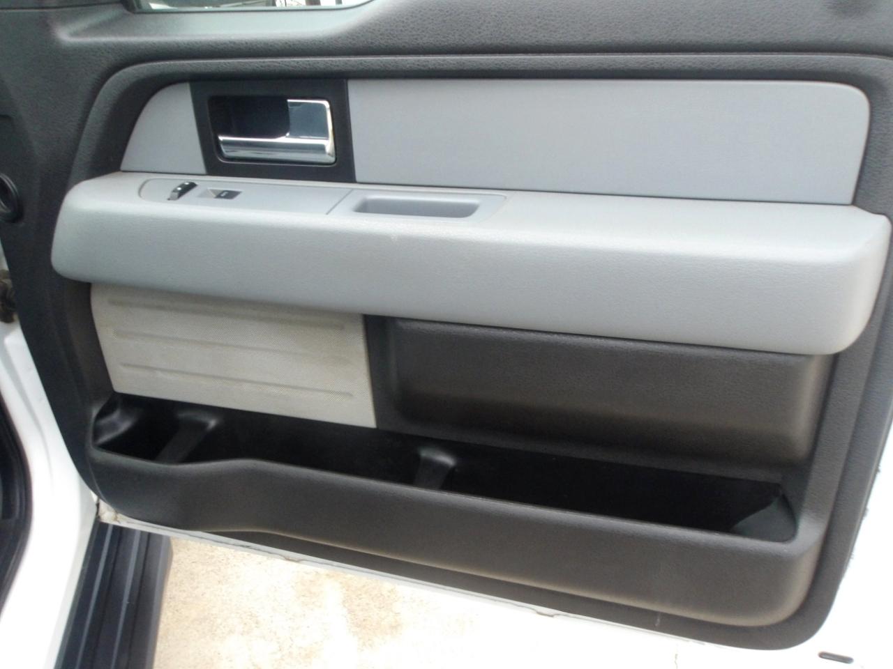 Ford F-150 4WD SuperCrew 145" XLT 2014