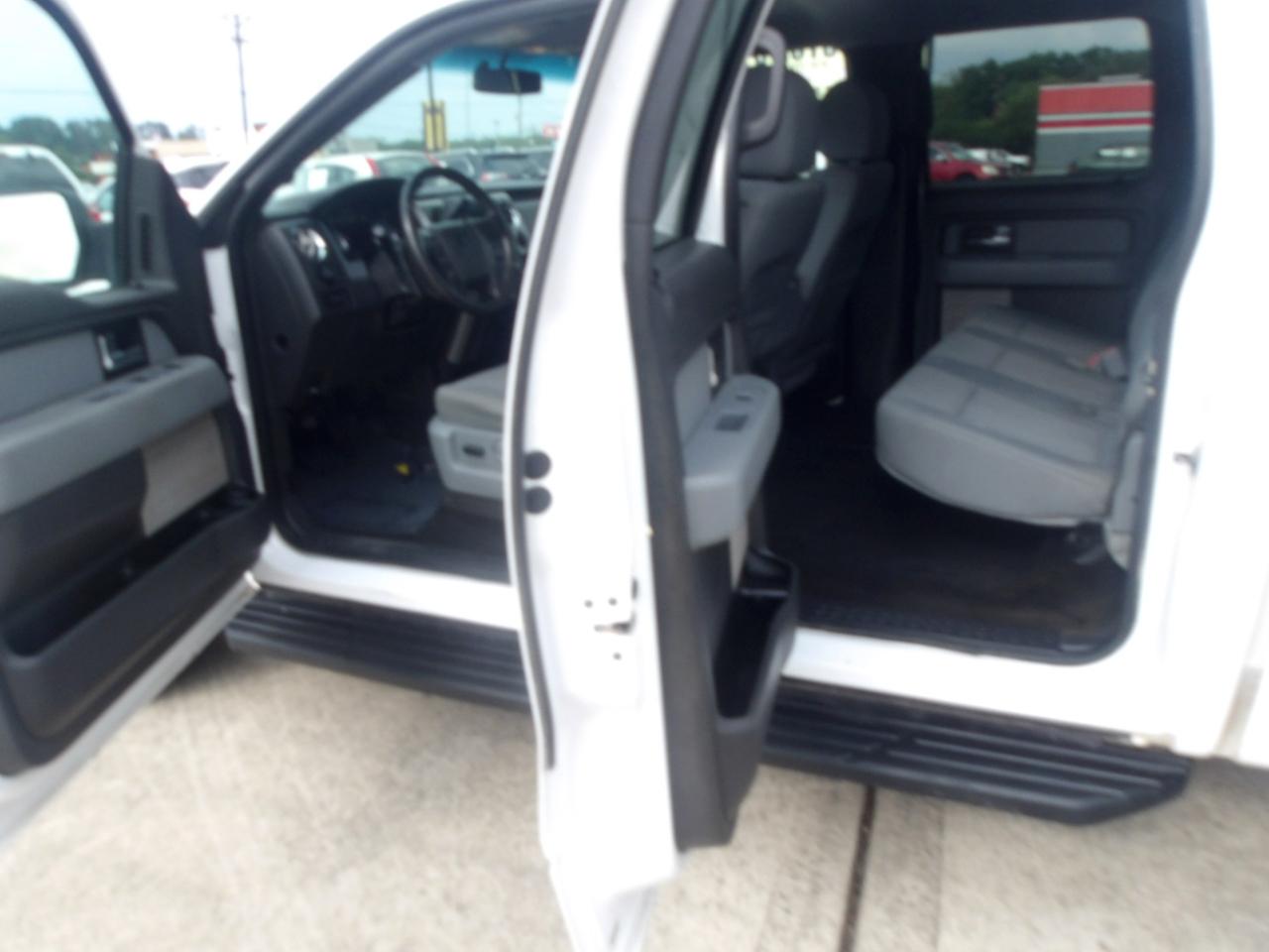 Ford F-150 4WD SuperCrew 145" XLT 2014