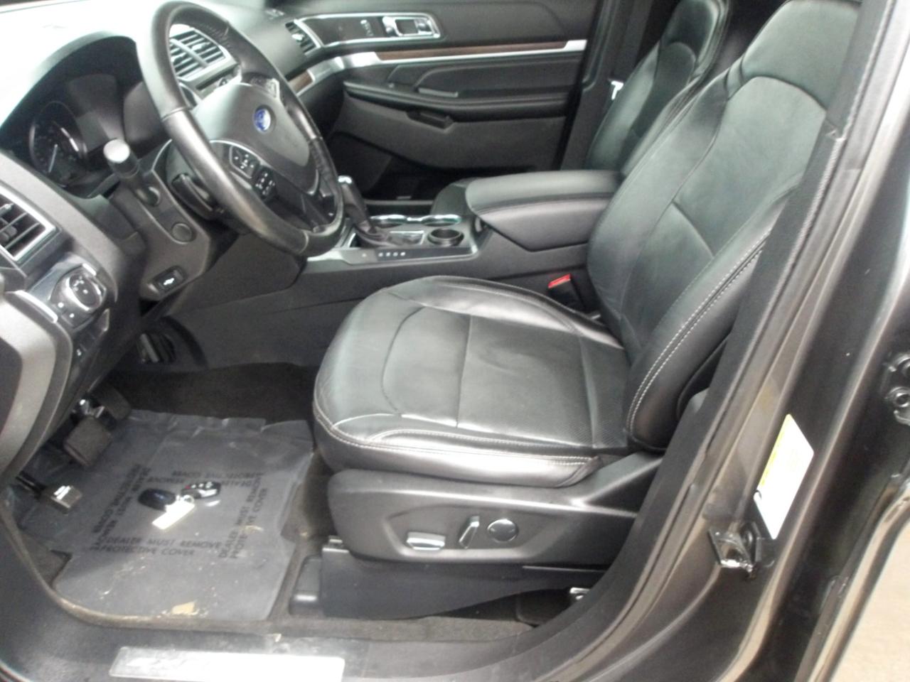 Ford Explorer Limited FWD 2017