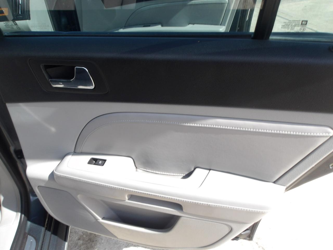 Cadillac STS 4dr Sdn V6 RWD w/1SA 2009