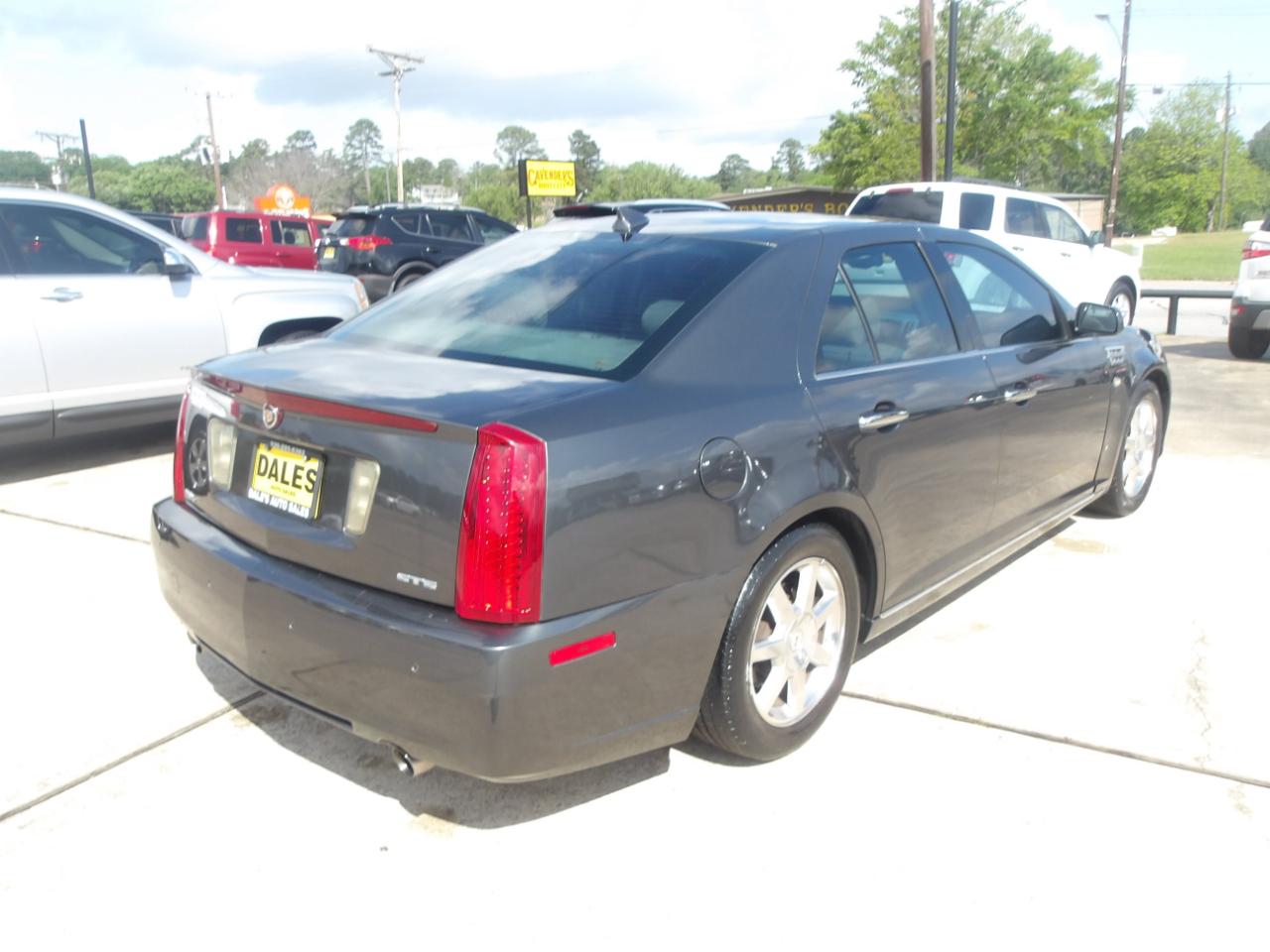 Cadillac STS 4dr Sdn V6 RWD w/1SA 2009