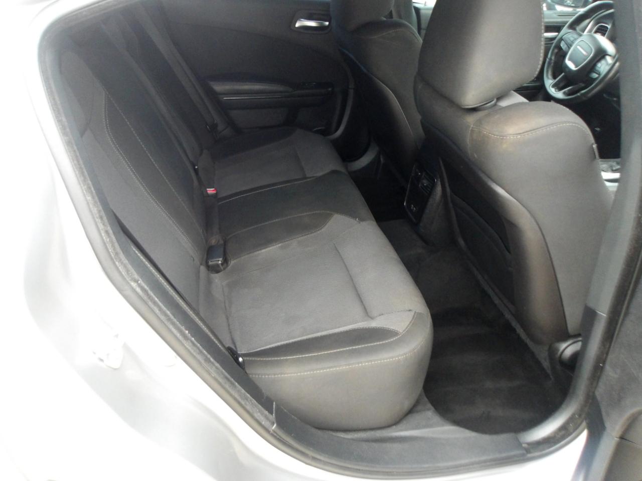 Dodge Charger 4dr Sdn SXT RWD 2016