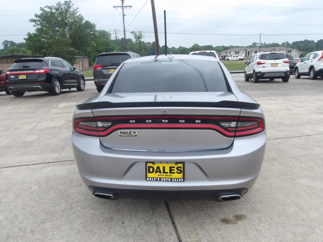 Dodge Charger 4dr Sdn SXT RWD 2016