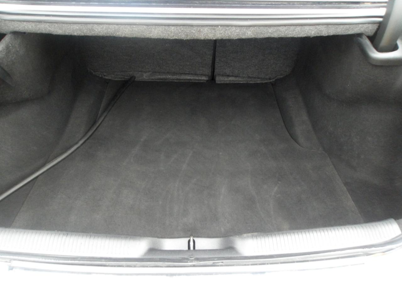 Dodge Charger 4dr Sdn SXT RWD 2016