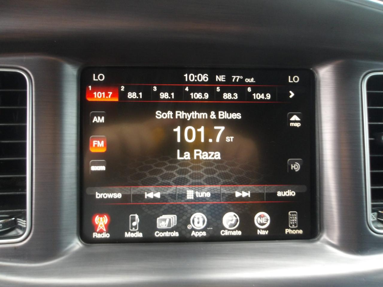 Dodge Charger 4dr Sdn SXT RWD 2016