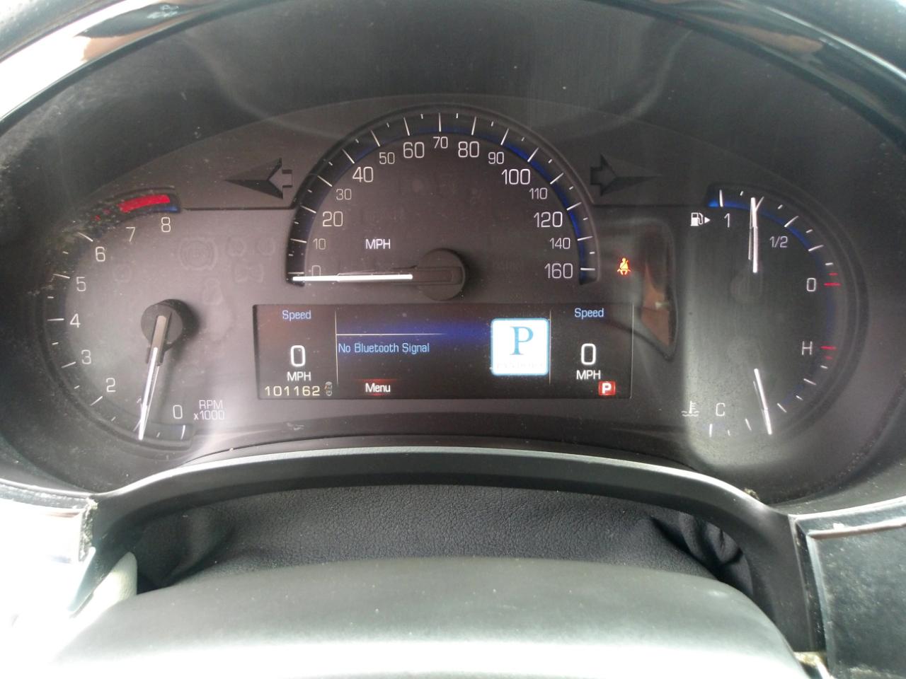 Cadillac XTS 4dr Sdn Luxury FWD 2013
